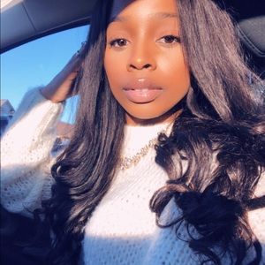 Meet your Posher, Somone